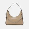 MICHAEL Michael Kors WILMA POUCHETTE - Handtasche - Camel -Michael Kors Geschaft 05df386d5d5441d885e17b8d8bc2eb02 1