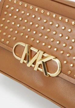 MICHAEL Michael Kors PARKER SWAG CAMERA XBODY - Handtasche - Luggage -Michael Kors Geschaft 0ae00aa8eba5404c874c85abb9377cae