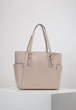 MICHAEL Michael Kors VOYAGER TOTE - Handtasche - Soft Pink -Michael Kors Geschaft 0b2958c8ed6c4c01af06089e0d74eb03