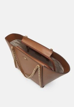 MICHAEL Michael Kors WESTLEY CHAIN TOTE - Shopping Bag - Luggage 10 MICHAEL Michael Kors WESTLEY CHAIN TOTE - Shopping Bag - Luggage -Michael Kors Geschaft 0c6e2bae8bfc4ffe9adada27d3750d19