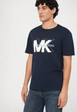 Michael Kors MIXED LOGO TEE - T-Shirt Print - Midnight 15 Michael Kors MIXED LOGO TEE - T-Shirt Print - Midnight -Michael Kors Geschaft 0f65e737770344f6886de638e12b07c3