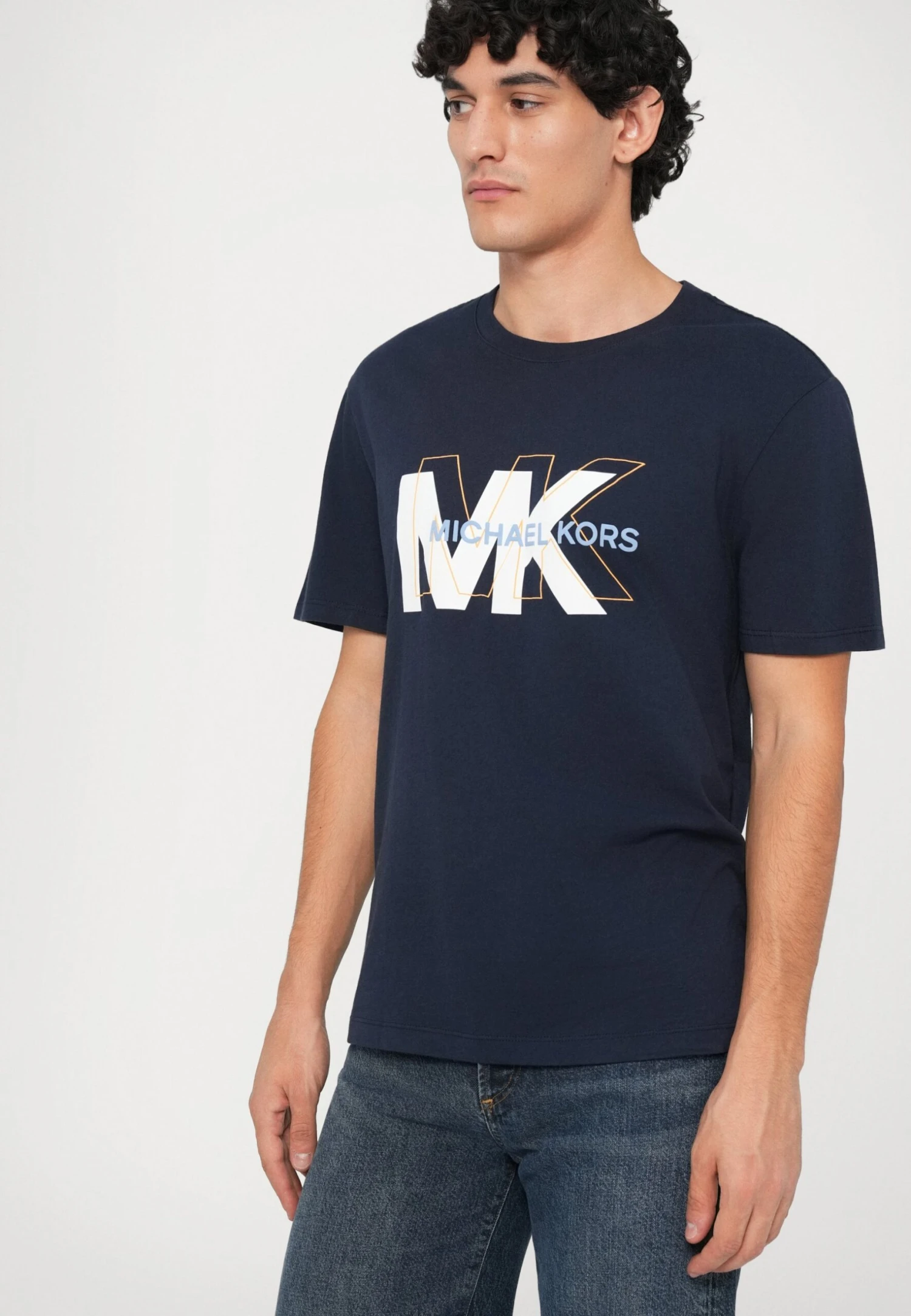 Michael Kors MIXED LOGO TEE - T-Shirt Print - Midnight 7 Michael Kors MIXED LOGO TEE - T-Shirt Print - Midnight – Bild 5