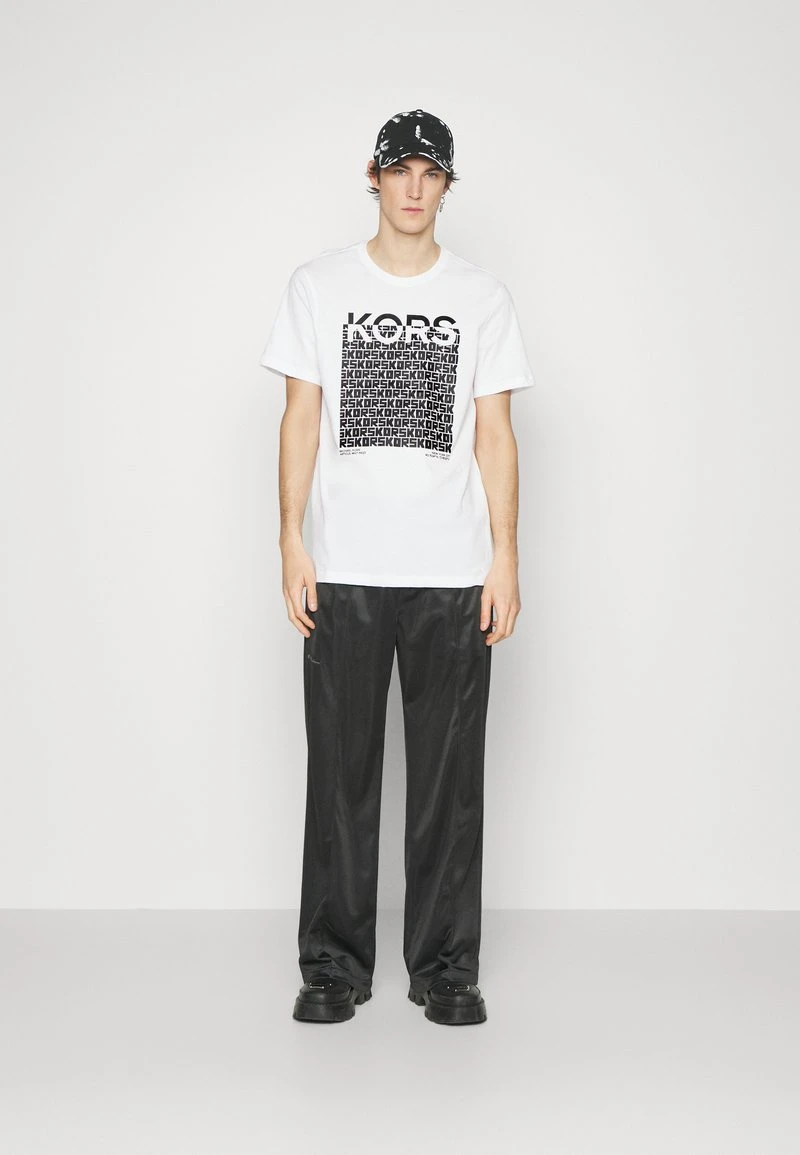 Michael Kors BLOCK CUBE TEE - T-Shirt Print - White 4 Michael Kors BLOCK CUBE TEE - T-Shirt Print - White – Bild 2
