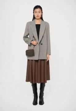 MICHAEL Michael Kors JET SET CONTINENTAL - Cross Body Bag - Brown