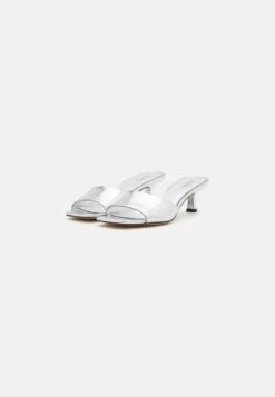 MICHAEL Michael Kors AMAL KITTEN SANDAL - Pantolette Hoch - Silver -Michael Kors Geschaft 13469185694e417da9b4252a7bdbd10d