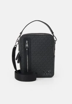 Michael Kors MARINER FLIGHT BAG UNISEX - Umhängetasche - Black