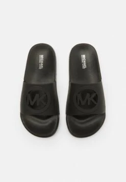 MICHAEL KORS KIDS JET CHARM CHOPOUT - Pantolette Flach - Black -Michael Kors Geschaft 14d0a719e3a74cfe952a925cd301ee84