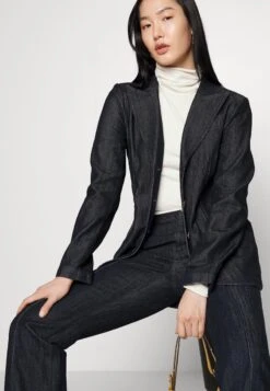 MICHAEL Michael Kors PANT - Jeans Bootcut - Indigo Rinse 11 MICHAEL Michael Kors PANT - Jeans Bootcut - Indigo Rinse -Michael Kors Geschaft 156d0368639f44079651a455420c3f62