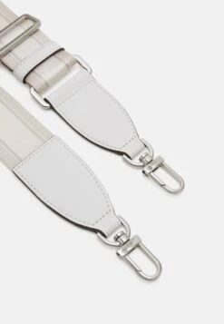 MICHAEL Michael Kors MILA - Umhängetasche - Optic White 11 MICHAEL Michael Kors MILA - Umhängetasche - Optic White -Michael Kors Geschaft 19fda326de9c4f7e9b19cd1bebc4a67c