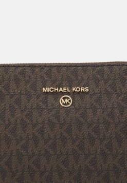 MICHAEL Michael Kors JET CHARM DOME - Umhängetasche - Brown/acorn -Michael Kors Geschaft 1bd1015d0bb541fdb3347cb43761f272