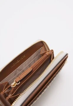 MICHAEL Michael Kors JET SET CHARM COIN CARD CASE - Geldbörse - Vanilla 10 MICHAEL Michael Kors JET SET CHARM COIN CARD CASE - Geldbörse - Vanilla -Michael Kors Geschaft 1d24ec3e44b1444eb17d1251d97b46a6