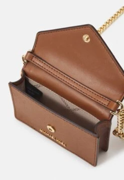 MICHAEL Michael Kors JET SET CARD CASE XBODY - Geldbörse - Brown -Michael Kors Geschaft 1d594b3455ec4d75b8dd07eaaf80ce50