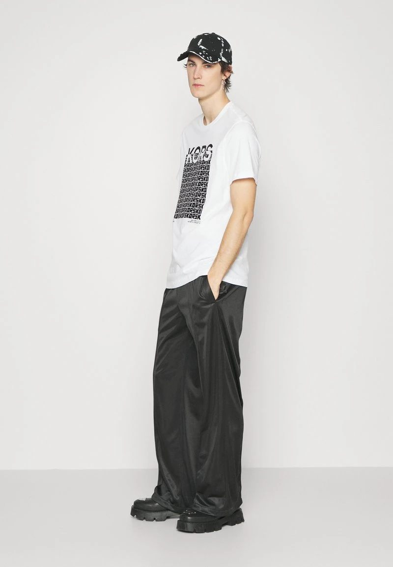 Michael Kors BLOCK CUBE TEE - T-Shirt Print - White 6 Michael Kors BLOCK CUBE TEE - T-Shirt Print - White – Bild 4