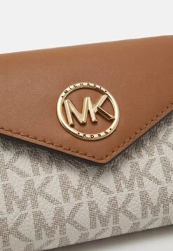 MICHAEL Michael Kors GREENWICH TRIFOLD - Geldbörse - Vanilla -Michael Kors Geschaft 20775b0fc5c34711a17df60eb290f6d9