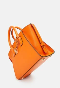MICHAEL Michael Kors AVRIL SATCHEL - Handtasche - Apricot -Michael Kors Geschaft 27b246b2b2484c27bb3815ecdf79d6ac