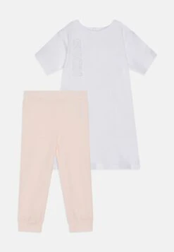 MICHAEL KORS KIDS SET - T-Shirt Print - White -Michael Kors Geschaft 2af9616a3f2f42679aa53ac8d2b035f4 1
