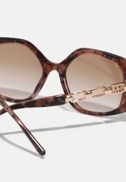Michael Kors CHEYENNE - Sonnenbrille - Pink 10 Michael Kors CHEYENNE - Sonnenbrille - Pink -Michael Kors Geschaft 2c812a80e3eb4d54b51d3e721fa6cc5f