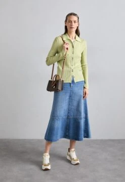 MICHAEL Michael Kors SCARLETT BODY - Handbag - Brown/acorn 12 MICHAEL Michael Kors SCARLETT BODY - Handbag - Brown/acorn -Michael Kors Geschaft 30fb20937a9a40cc815c5ba752d1e7b1