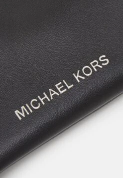 Michael Kors COIN POUCH CHAIN UNISEX - Geldbörse - Black -Michael Kors Geschaft 33a4694e2a294825975be5c3769323c2