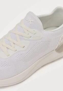 Michael Kors TREVOR - Trainers - White -Michael Kors Geschaft 345cc2eb0c344e4d800ec1c10e998822