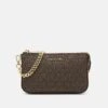 MICHAEL Michael Kors JET SET CHAIN POUCHETTE - Handbag - Brown 2 MICHAEL Michael Kors JET SET CHAIN POUCHETTE - Handbag - Brown -Michael Kors Geschaft 36db4ceb2c0e4a4396455c1ea7f198d2 1