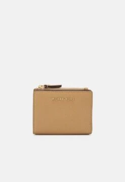 MICHAEL Michael Kors JET SET SNAP BILLFOLD SMALL - Geldbörse - Camel -Michael Kors Geschaft 3761798bd1a941719a1a307c79644963 1