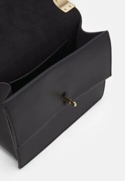 MICHAEL Michael Kors GREENWICH XBODY - Umhängetasche - Black -Michael Kors Geschaft 37c8af8ca58b49159d952ff863388f67