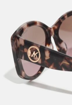 Michael Kors CHARLESTON - Sonnenbrille - Royal Pink Tortoise -Michael Kors Geschaft 3f956b71f6da4e31a78bc84f34aaf382