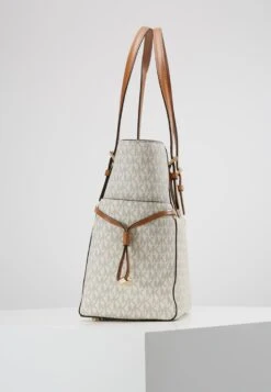 MICHAEL Michael Kors VOYAGER SIGNATURE TOTE - Handtasche - Vanilla 11 MICHAEL Michael Kors VOYAGER SIGNATURE TOTE - Handtasche - Vanilla -Michael Kors Geschaft 44b171ebb37b4ff79797ca83e581b28b