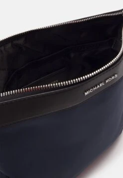 Michael Kors XBODY UNISEX - Umhängetasche - Navy -Michael Kors Geschaft 465b3a78ad2247fc81bfb4154fec33f1