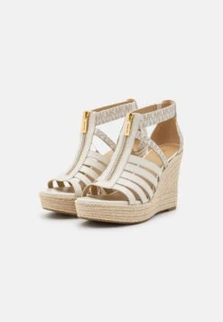 MICHAEL Michael Kors BRADLEY WEDGE - High Heel Sandalette - Vanilla 10 MICHAEL Michael Kors BRADLEY WEDGE - High Heel Sandalette - Vanilla -Michael Kors Geschaft 46989aed9416401ba3a7836be1bf9658