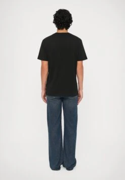 Michael Kors MIXED LOGO TEE - Print T-shirt - Black -Michael Kors Geschaft 472ea8951cab42ec84a5ad4b1c75dfbd