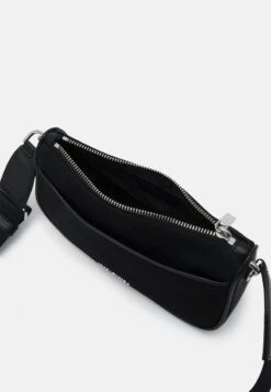 MICHAEL Michael Kors JET XBODY SET - Umhängetasche - Black -Michael Kors Geschaft 4924525701064a34a5ff54bde679e7b4