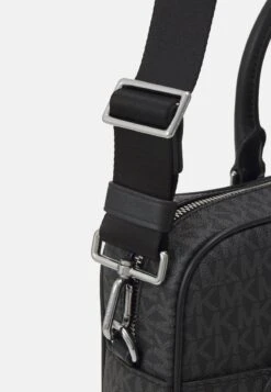 Michael Kors COMMUTER UNISEX - Aktentasche - Black -Michael Kors Geschaft 496d34973df945ec8e7d5a1944e25f4a