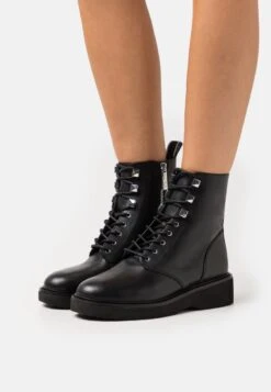 MICHAEL Michael Kors HASKELL BOOTIE - Schnürstiefelette - Black