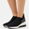 MICHAEL Michael Kors MABEL TRAINER - Sneaker Low - Black/multi-coloured 1 MICHAEL Michael Kors MABEL TRAINER - Sneaker Low - Black/multi-coloured -Michael Kors Geschaft 53d79dc97fd3477982cbb76a0b2b4404