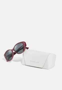 Michael Kors CHARLESTON - Sonnenbrille - Merlot -Michael Kors Geschaft 59719a7d5dbb4773862394d9735ee78e
