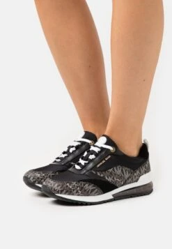 MICHAEL Michael Kors ALLIE STRIDE EXTREME - Sneaker Low - Black