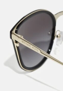 Michael Kors TURIN - Sonnenbrille - Light Gold-coloured -Michael Kors Geschaft 5ef9e41ff7e048e6a78ad193394295bc