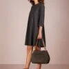MICHAEL Michael Kors RAVEN SHOULDER BAG - Handtasche - Brown 1 MICHAEL Michael Kors RAVEN SHOULDER BAG - Handtasche - Brown -Michael Kors Geschaft 60c533ecbfb647c0a88664a41fc2eacb