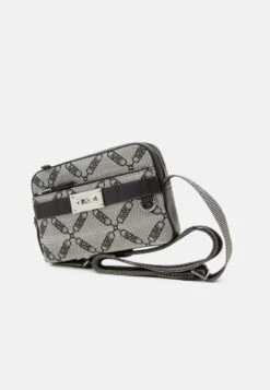 Michael Kors UTILITY XBODY - Umhängetasche - Black -Michael Kors Geschaft 6801c57ce7cd42be99040268000f2197