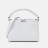 MICHAEL Michael Kors KARLIE SATCHEL - Handtasche - Optic White -Michael Kors Geschaft 69303cd2b675443cbe9d53dc7a91ebe4
