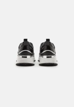 MICHAEL Michael Kors THEO TRAINER - Sneaker Low - Black -Michael Kors Geschaft 6c6a55f2deab4a77929fd49aaffa2e73