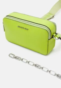 MICHAEL Michael Kors JET SET CAMRA XBODY - Umhängetasche - Limeade -Michael Kors Geschaft 6cb31fd00e244e5eb130dd3eafecc4f7