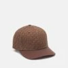 Michael Kors SIG SPORT HAT UNISEX - Cap - Brown 1 Michael Kors SIG SPORT HAT UNISEX - Cap - Brown -Michael Kors Geschaft 788f3553417940c5a6a478c264d908f3 1
