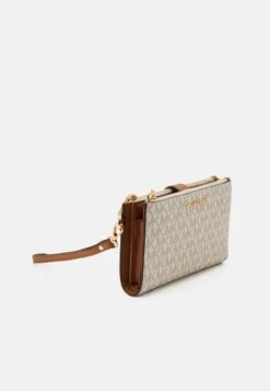MICHAEL Michael Kors JET SET WRISTLET - Geldbörse - Vanilla 9 MICHAEL Michael Kors JET SET WRISTLET - Geldbörse - Vanilla -Michael Kors Geschaft 83e59ccf9a104857917f3704ebdb874d