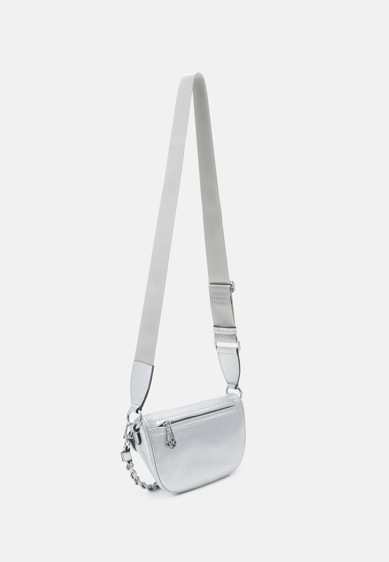 MICHAEL Michael Kors SLATER XS SLING PACK - Umhängetasche - Silver-coloured 4 MICHAEL Michael Kors SLATER XS SLING PACK - Umhängetasche - Silver-coloured – Bild 2