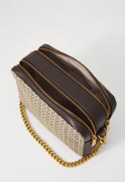 MICHAEL Michael Kors BRYANT CAMERA XBODY - Handbag - Natural -Michael Kors Geschaft 8a1b131ab195483a9eb1225cacb3bb12