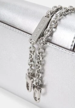 MICHAEL Michael Kors PENELOPE - Clutch - Silver -Michael Kors Geschaft 9250b6eb767d4868b7d1ba097cf29f96
