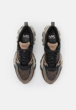 Michael Kors NICK - Trainers - Brown -Michael Kors Geschaft 932a7bf23f57452dbbfcaf26e070faea